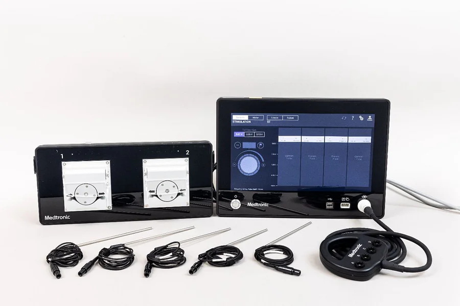 New / Surplus 2021 MEDTRONIC SOFAMOR Accurian™ RF RADIO-FREQUENCY ABLATION SYSTEM GENERATOR for Exchange - photo 7