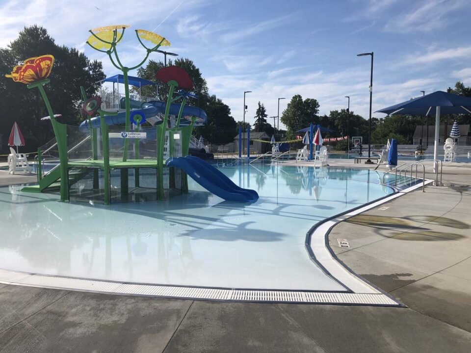 Russel & Evelyn Fahl Aquatics Center Michael Kinder & Sons