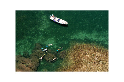 snorkelling at manda