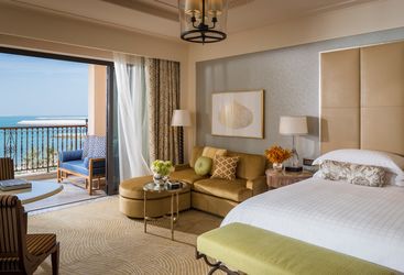 bedroom sea view