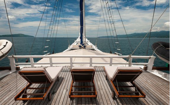 Touring the Komodo Archipelago on a boat