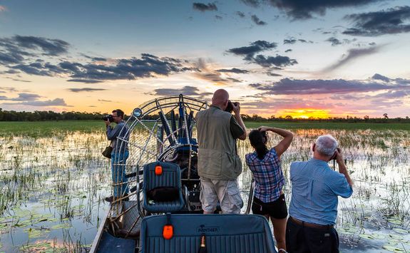 photographing-bamurru-plains