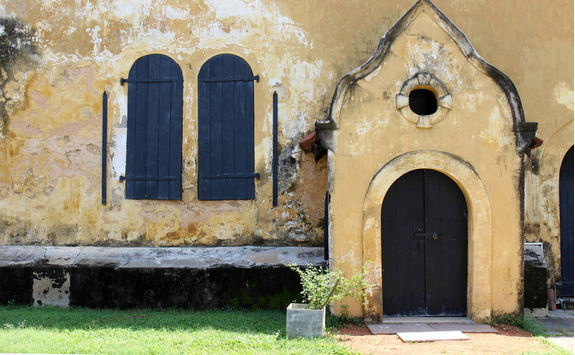 Rustic door in Galle, Sri Lanka