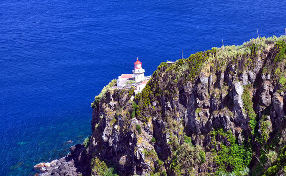 Lighthouse Ponta da Madrugada
