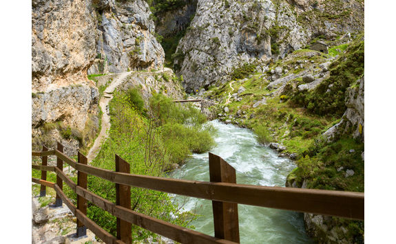 Divine River Gorge