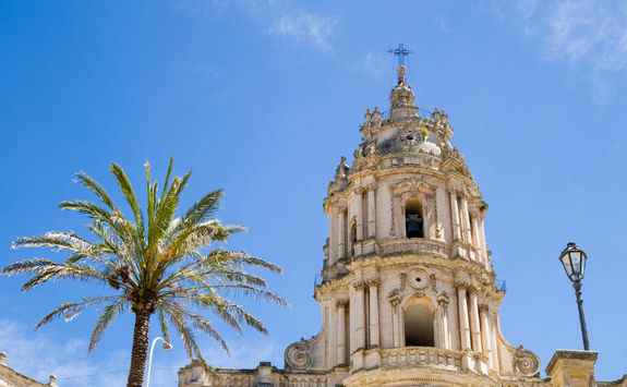 modica cathedral from below