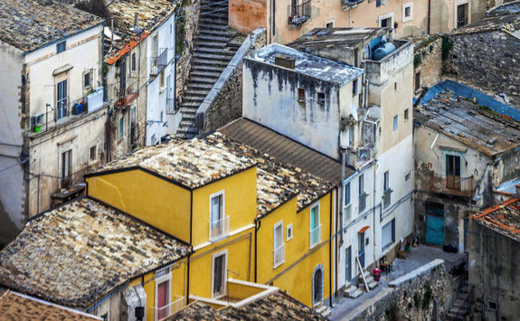 old colouful houses