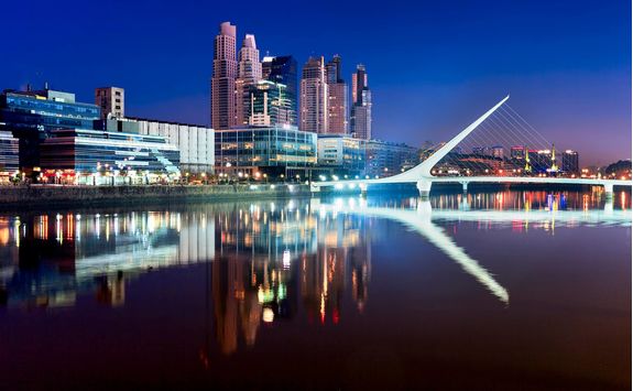 womens bridge at night buenos aires