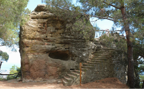 Zeus Altar