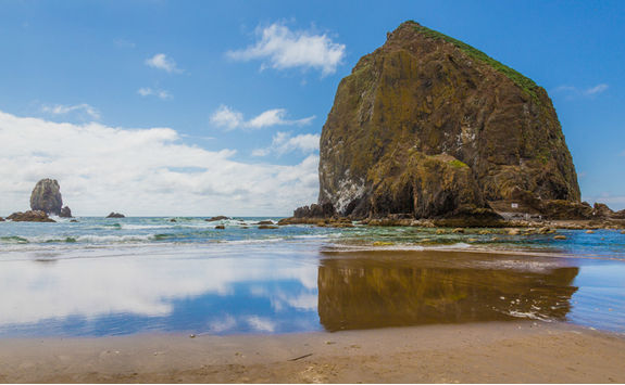 Haystack Rock in Cannon Beach