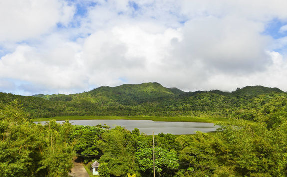 Grand Etang Lake