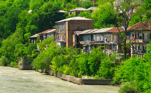river houses