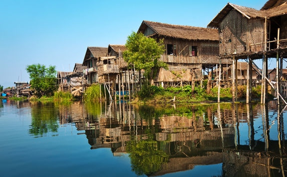 village on the inle lake