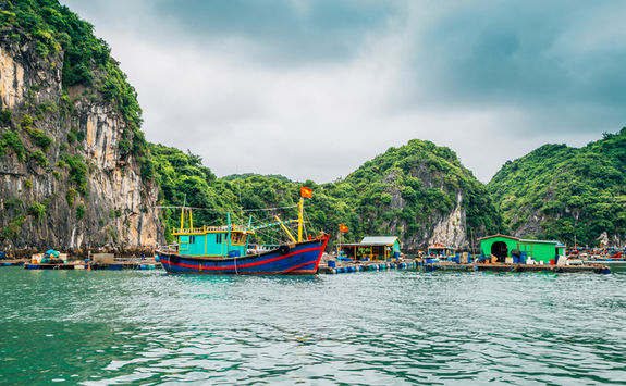 lan ha bay