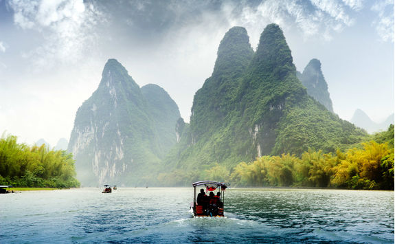 boat ride along the karst mountain