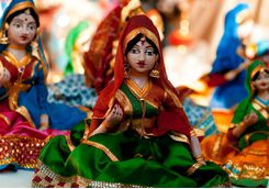Thanjavur handicraft doll