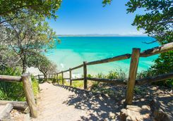 Byron beach track