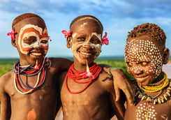 karo tribe body paiting