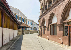 Street of the fort in Galle
