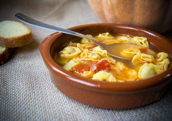 Tortellini in brodo