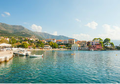 Assos town bay