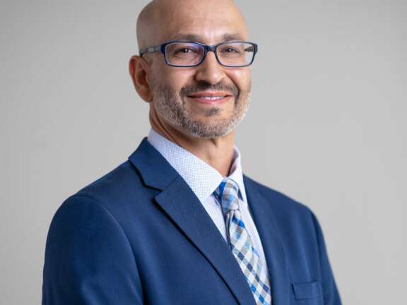 Dr Shimony Headshot 2 web small