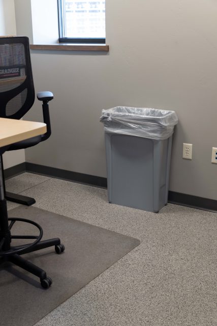 Keystone (FB-713-108) - 1/8" Flake