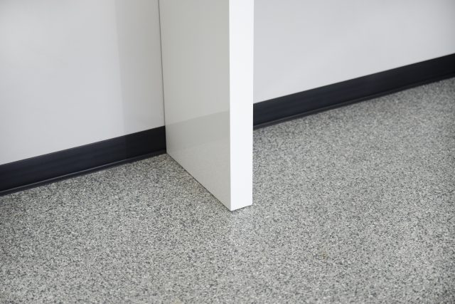 FB 414 Gravel LMC Garage 01