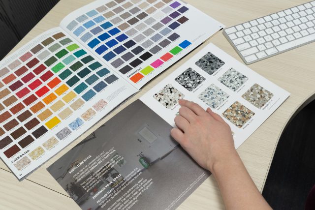 SIGNATURE FLAKE bifold 2024