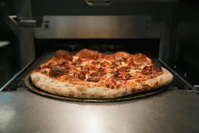 Food Service Conveyor Pizza Oven1