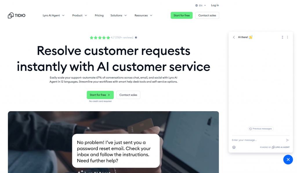 Tidio homepage with AI customer service chat