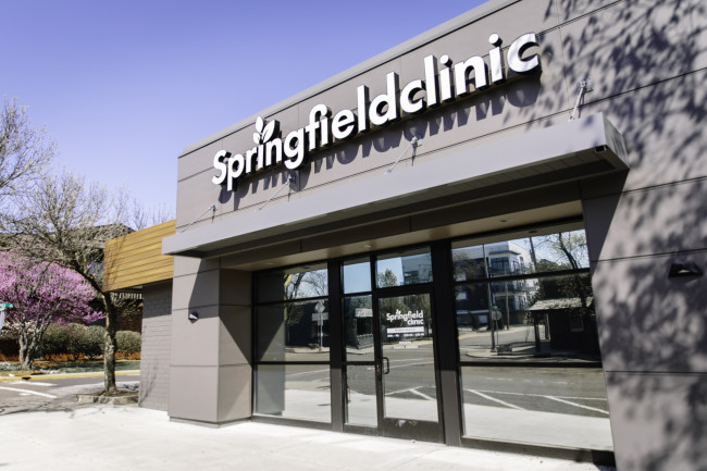 Springfield Clinic Peoria Heights offers patients a conveniently located, trendy space.