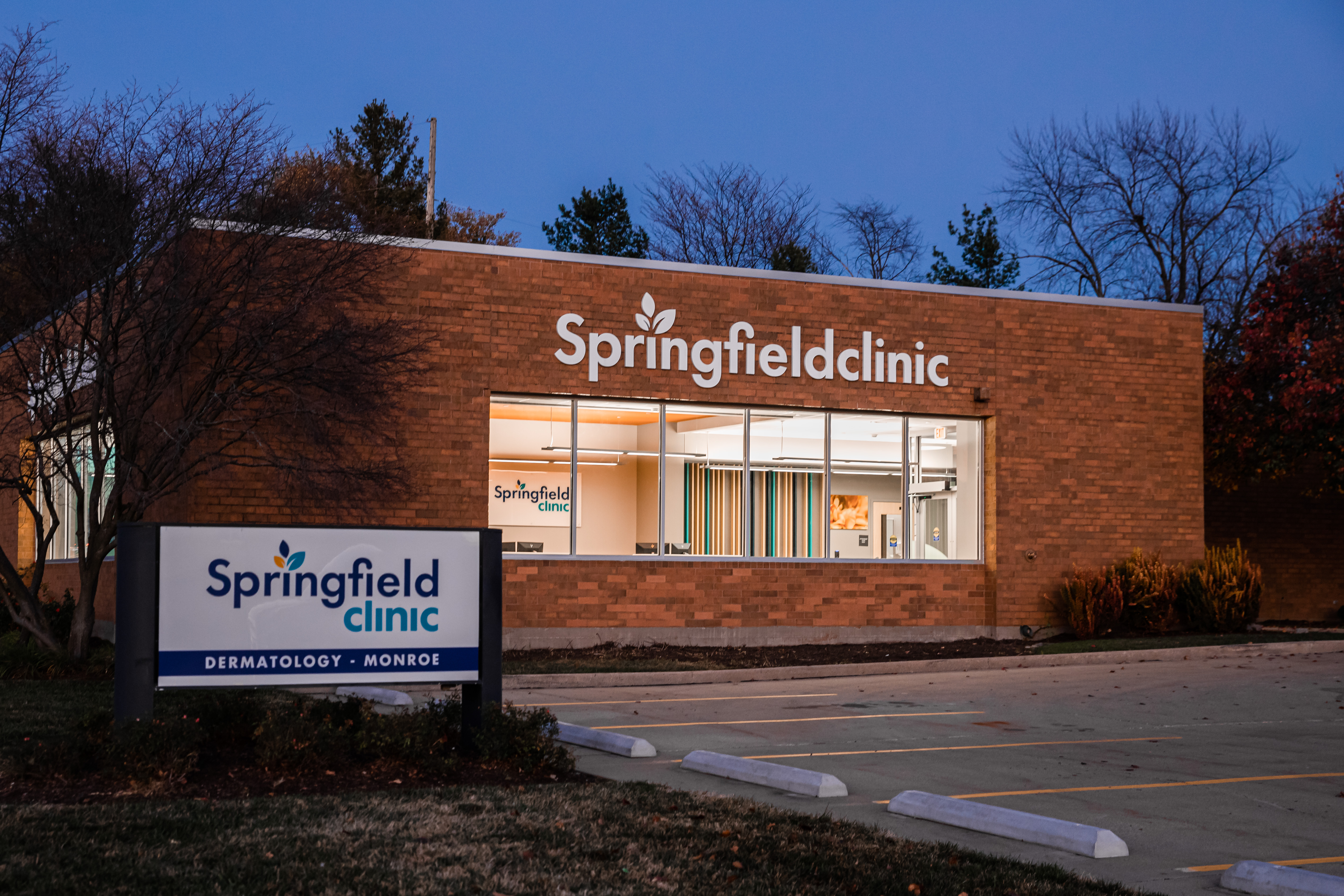 Springfield Clinic Dermatology-Monroe, Exterior