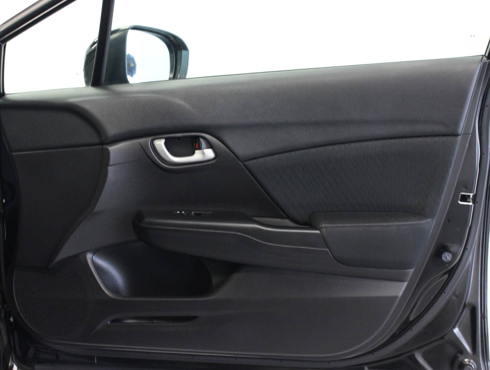 2015 HONDA CIVIC LX photo 18