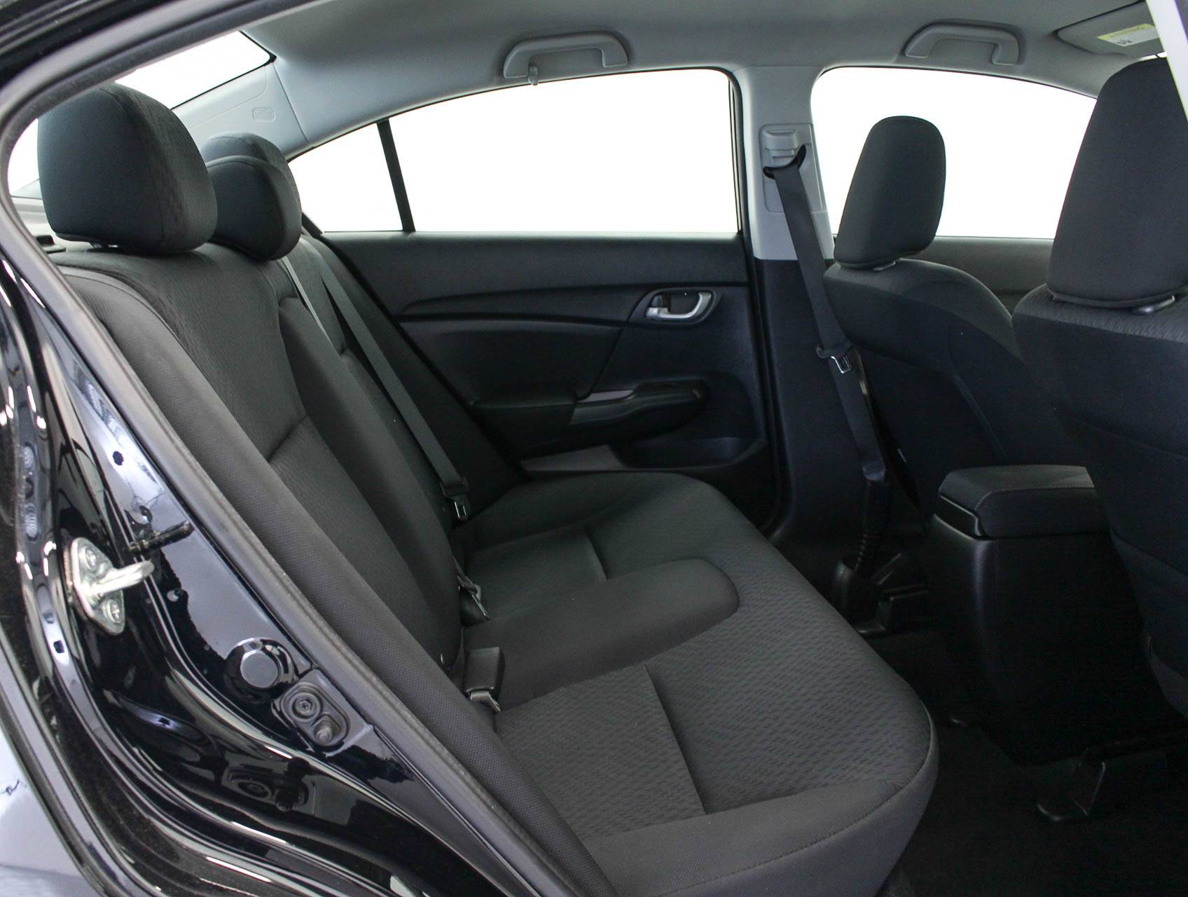 2015 HONDA CIVIC LX photo 15