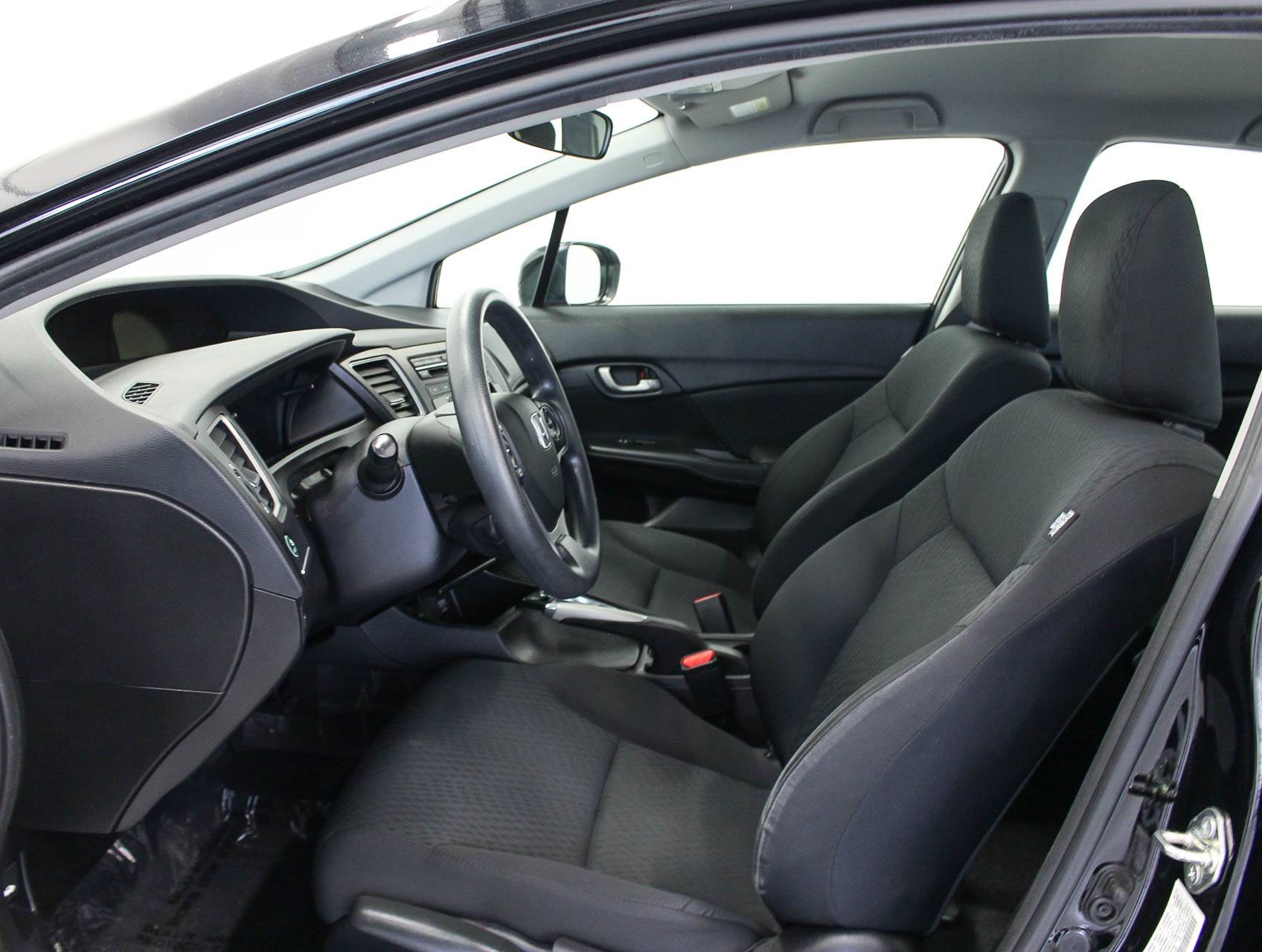 2015 HONDA CIVIC LX photo 11