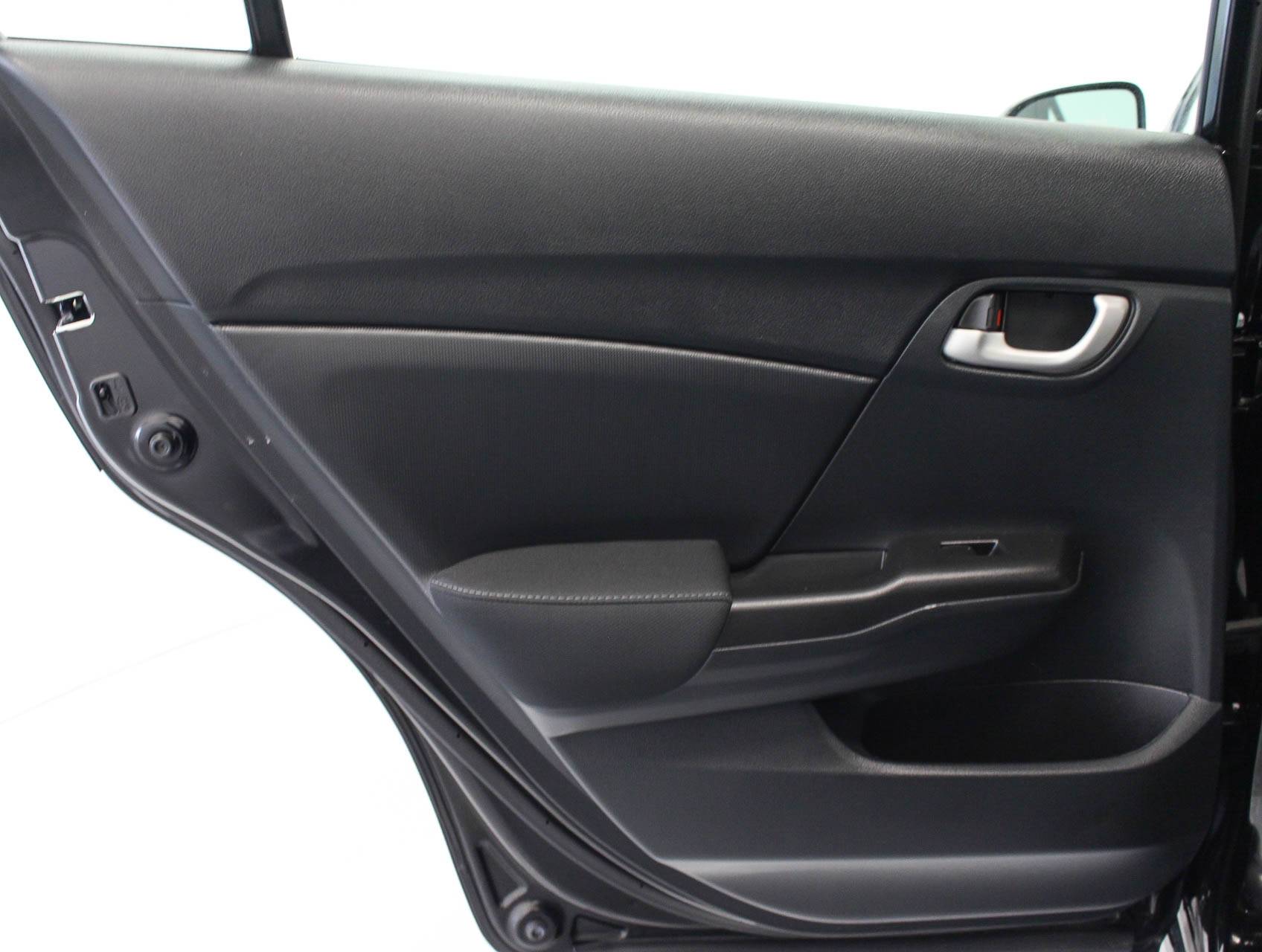 2015 HONDA CIVIC LX photo 12