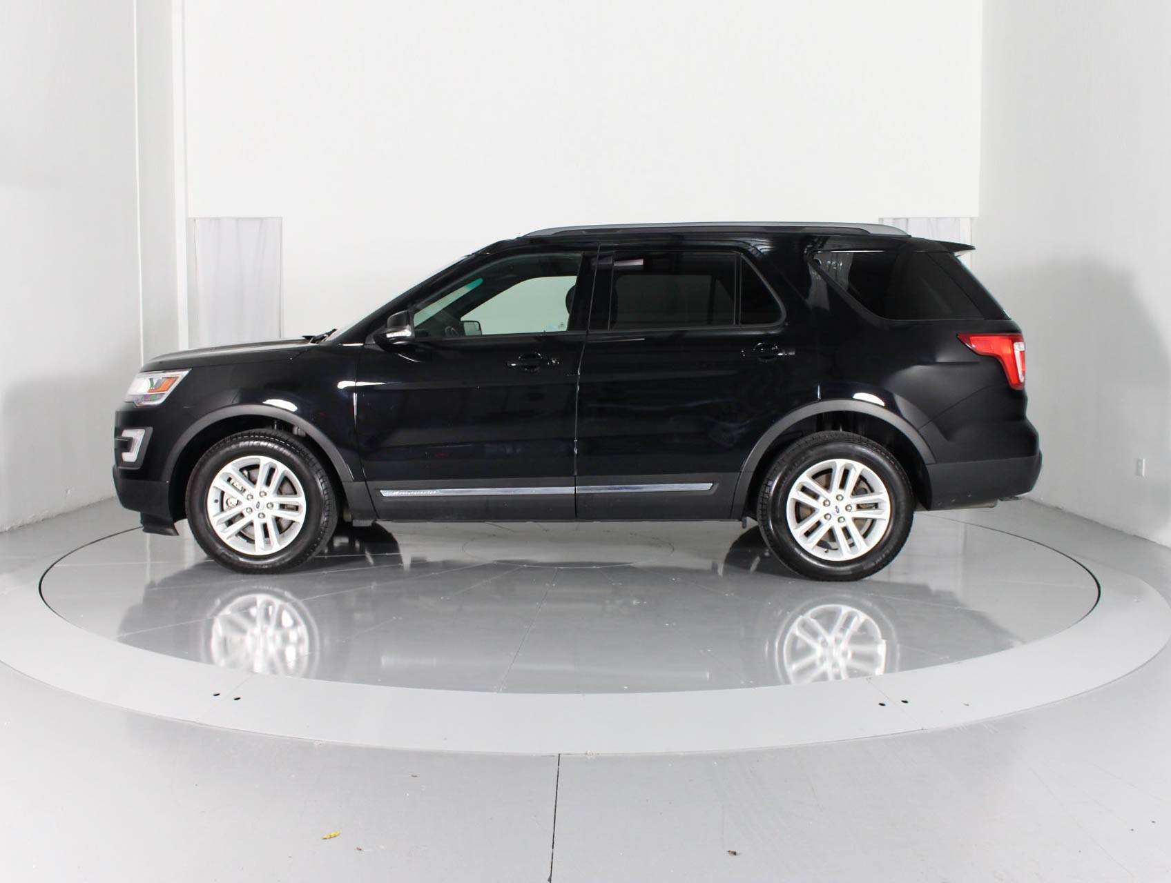 Florida Fine Cars - Used FORD EXPLORER 2017 WEST PALM XLT ECOBOOST 