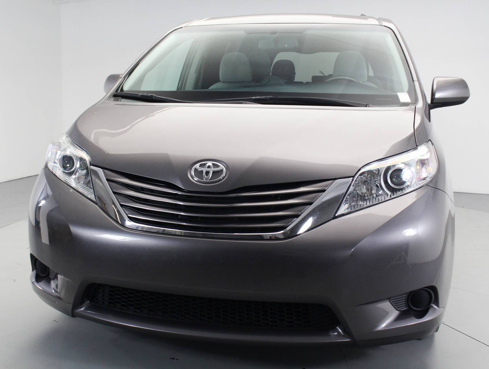 Florida Fine Cars - Used TOYOTA SIENNA 2015 MIAMI Le