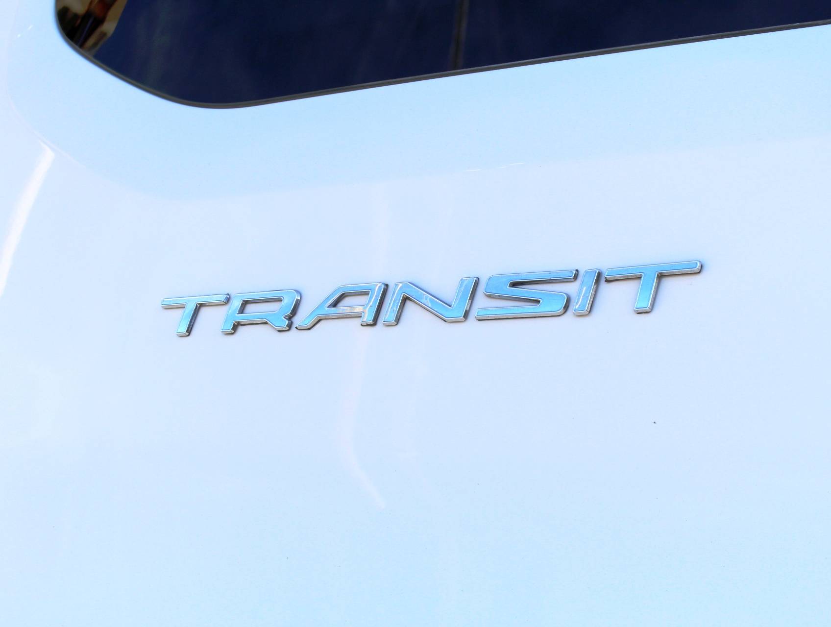 Florida Fine Cars - Used FORD TRANSIT WAGON 2018 MIAMI Xlt 15 Passenger