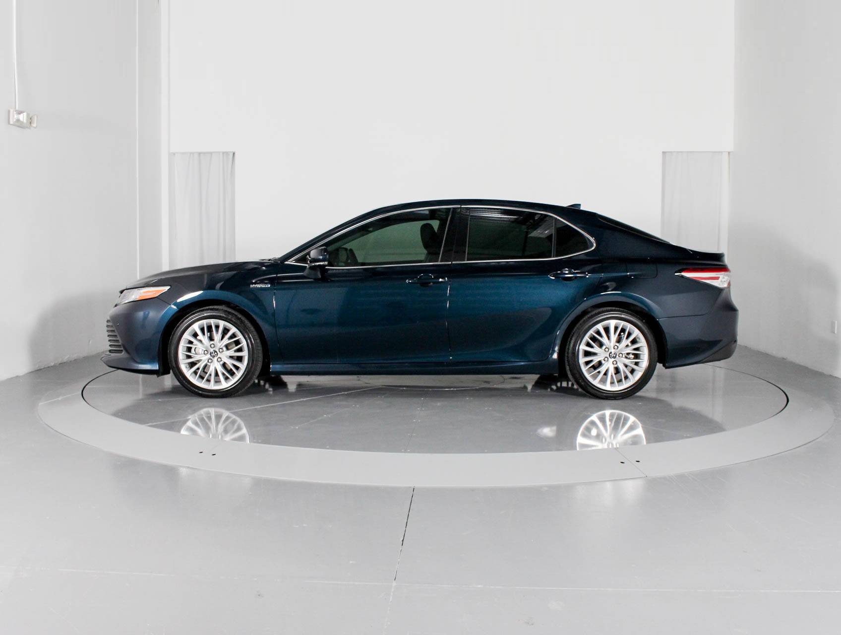 Florida Fine Cars - Used TOYOTA CAMRY 2018 MARGATE Xle Hybrid