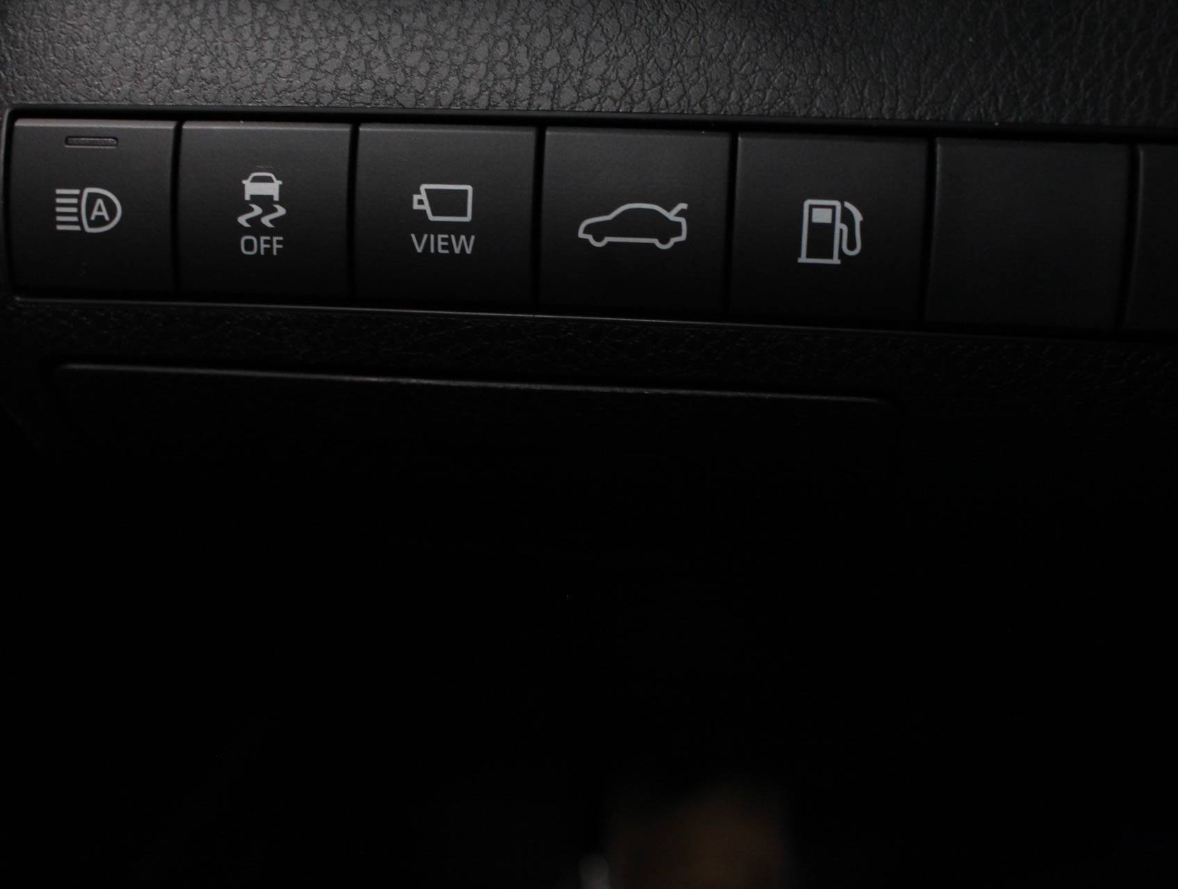 Florida Fine Cars - Used TOYOTA CAMRY 2018 MARGATE Xle Hybrid