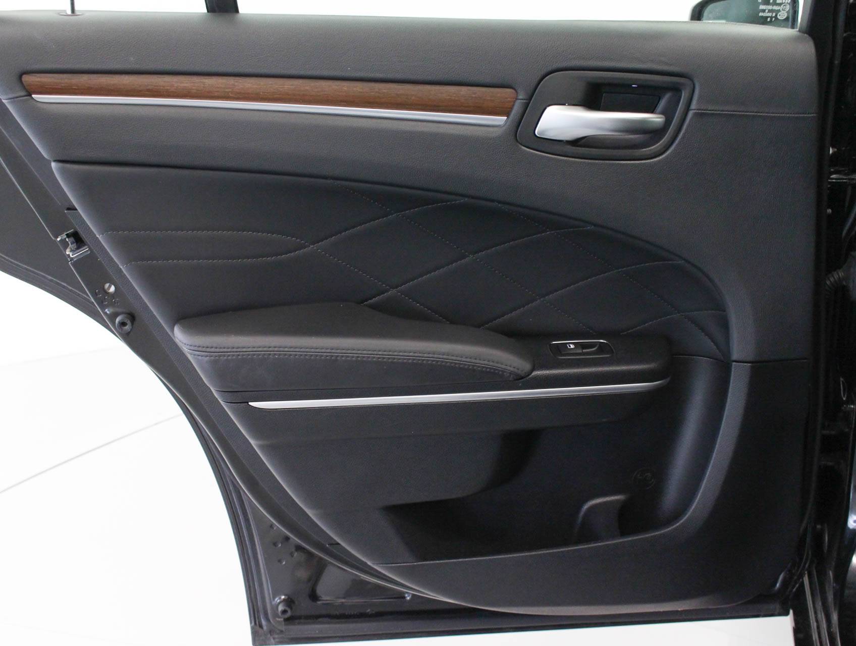 Florida Fine Cars - Used CHRYSLER 300 2015 MARGATE C Platinum