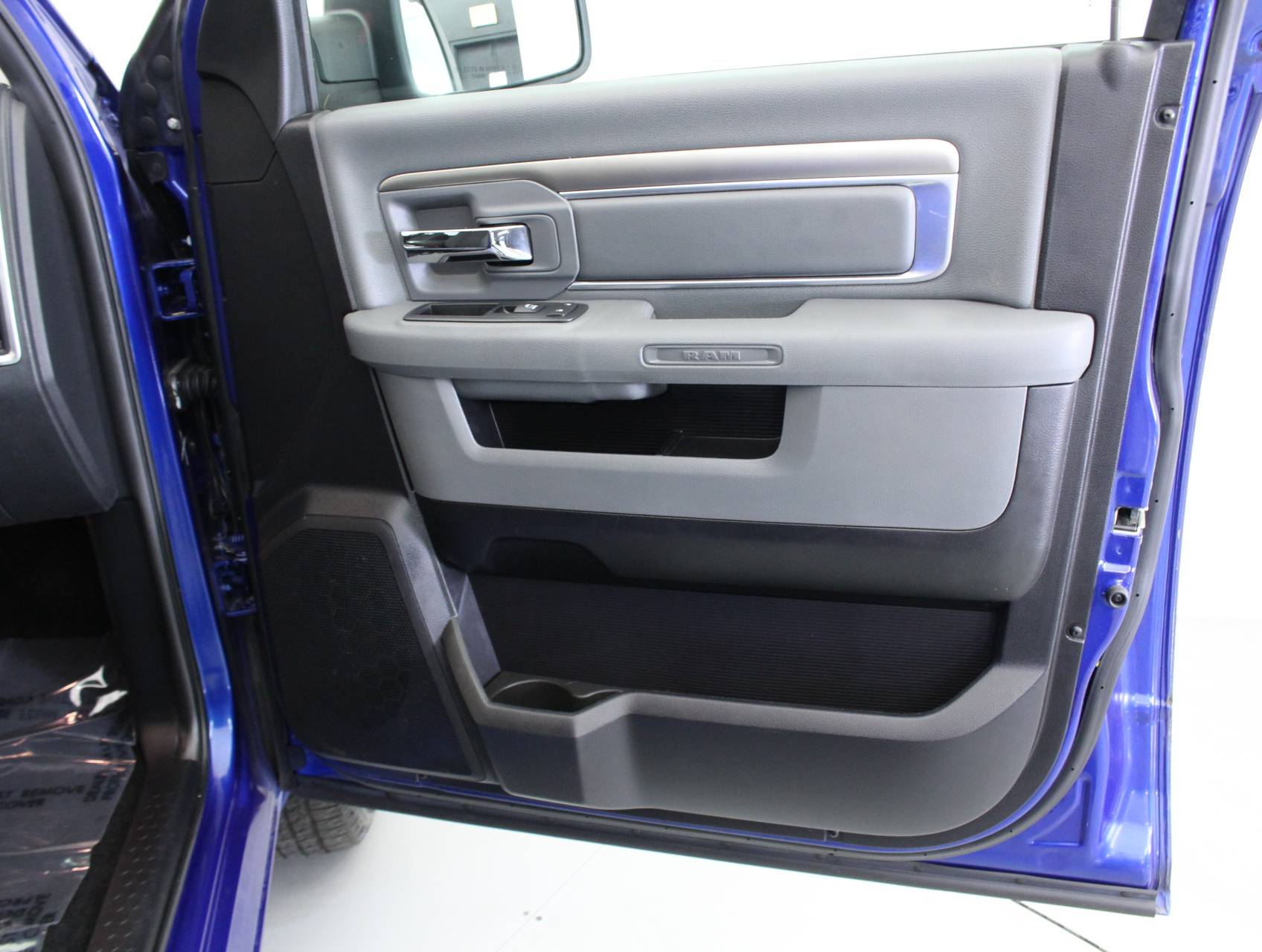 Florida Fine Cars - Used RAM 1500 2016 MIAMI 1500 Outdoorsman 4x4