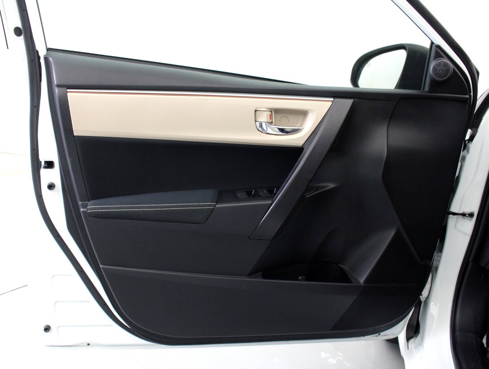 Florida Fine Cars - Used TOYOTA COROLLA 2015 MIAMI Le