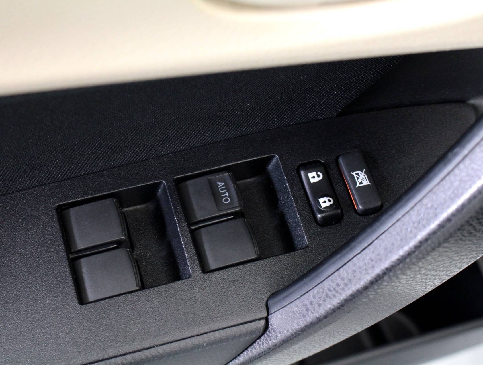 Florida Fine Cars - Used TOYOTA COROLLA 2015 MIAMI Le