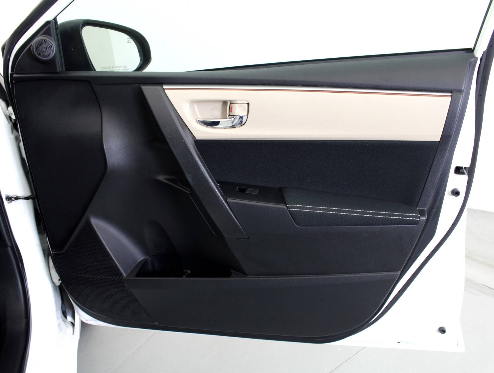 Florida Fine Cars - Used TOYOTA COROLLA 2015 MIAMI Le