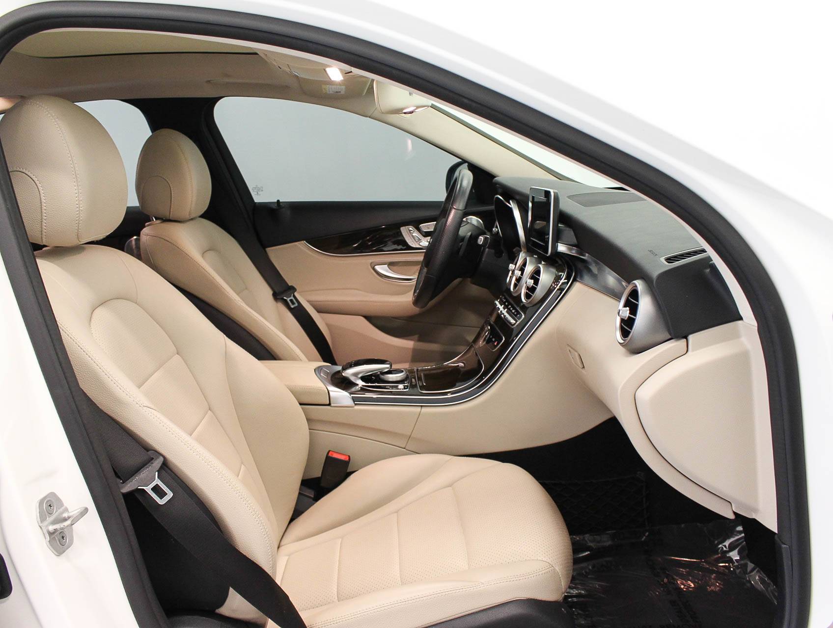 Florida Fine Cars - Used MERCEDES-BENZ C CLASS 2015 HOLLYWOOD C300