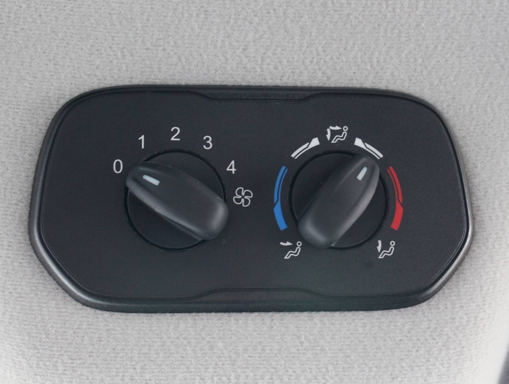 Florida Fine Cars - Used FORD TRANSIT WAGON 2017 WEST PALM Xlt 15 Passenger