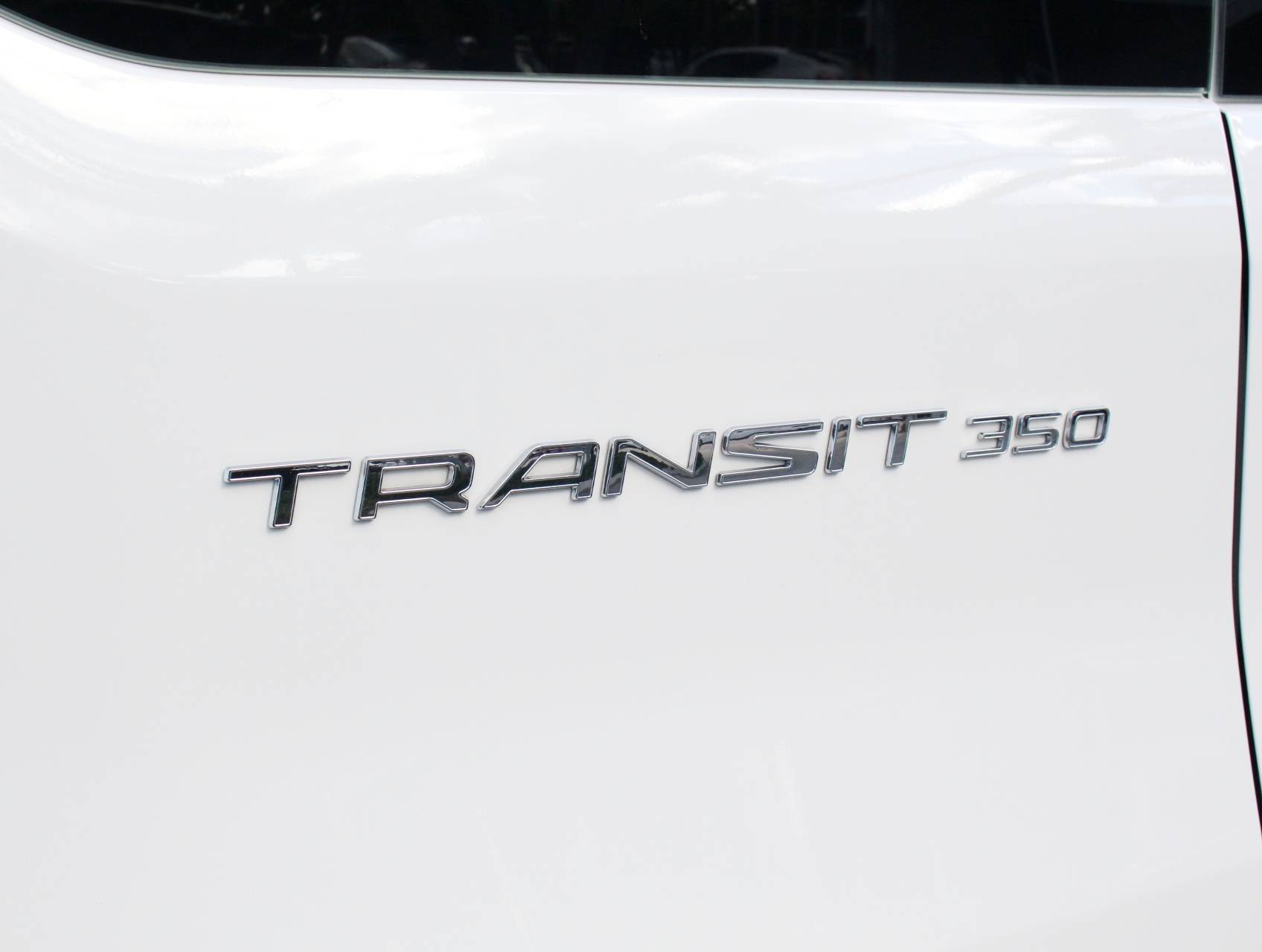 Florida Fine Cars - Used FORD TRANSIT WAGON 2017 WEST PALM Xlt 15 Passenger